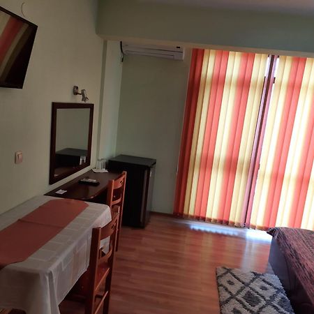 Motel Elegance Sandanski Ngoại thất bức ảnh