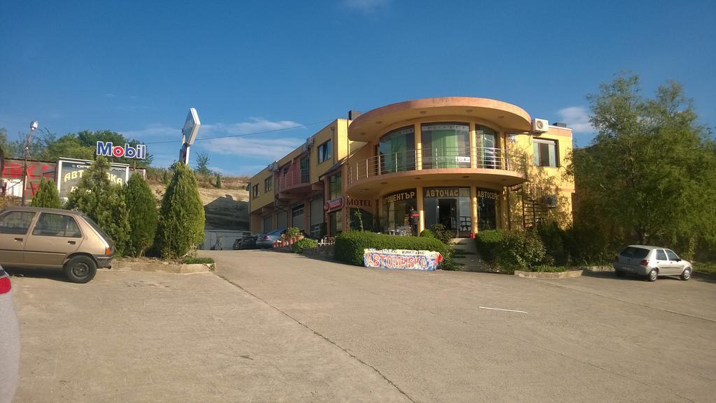 Motel Elegance Sandanski Ngoại thất bức ảnh